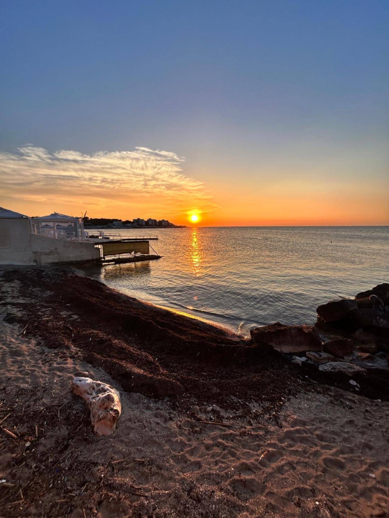 Raggi Di Sole Apartment Bari Luaran gambar