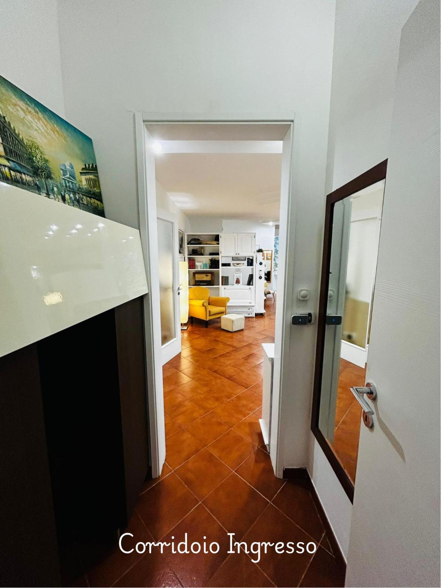 Raggi Di Sole Apartment Bari Luaran gambar